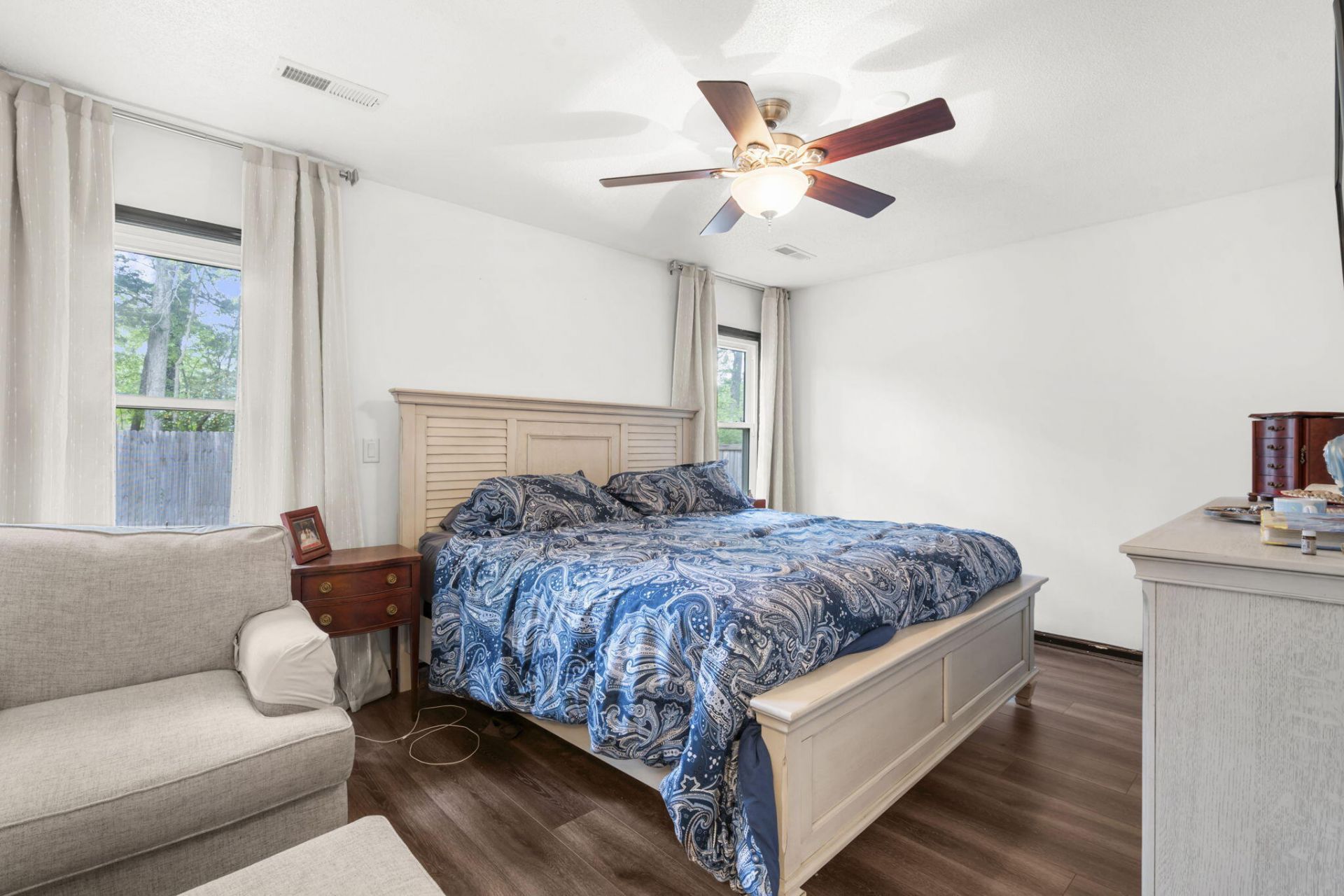 121 Mill Pond Court Photo 16