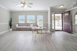 1266 Jerry Way photo 4