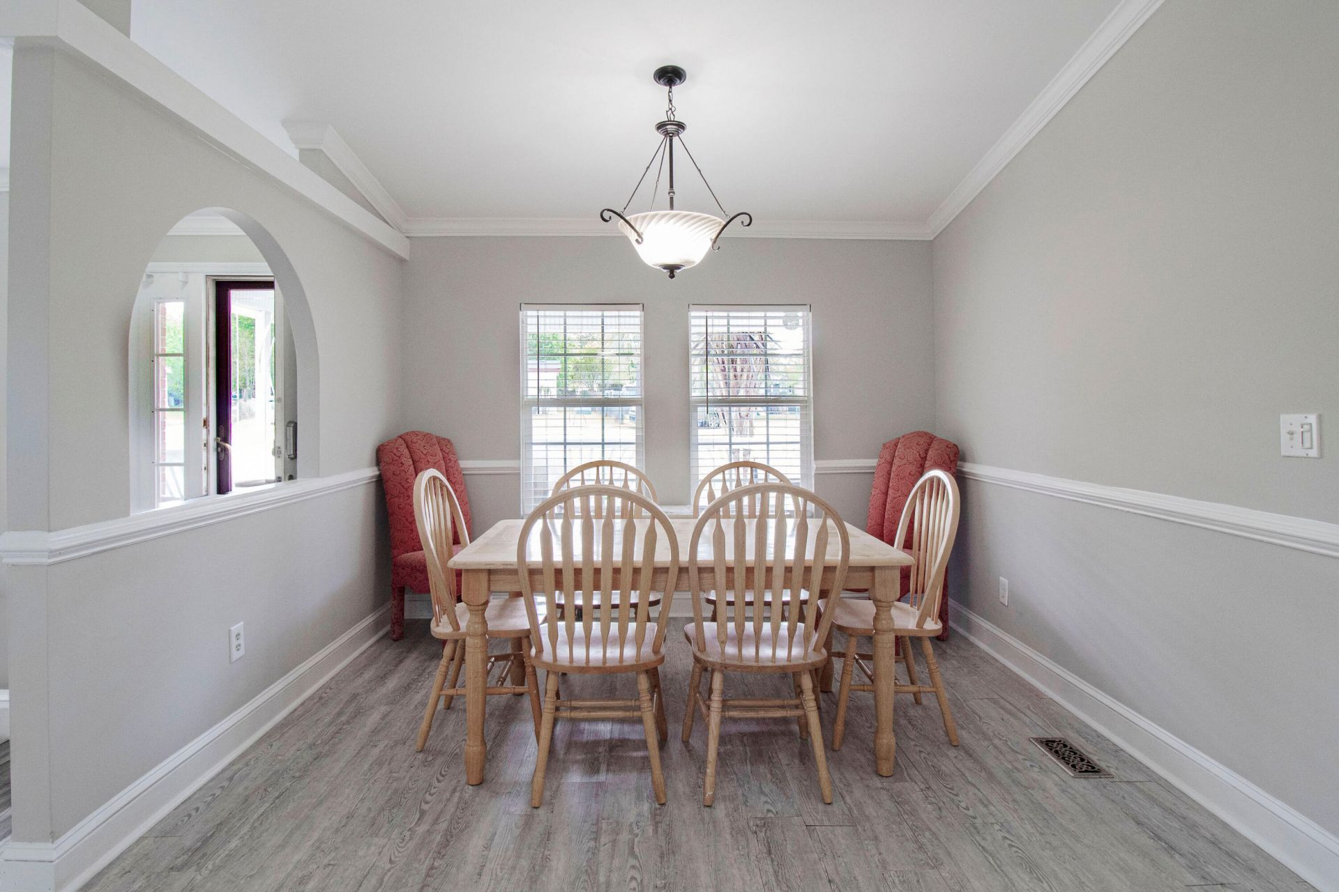 1266 Jerry Way Photo 9