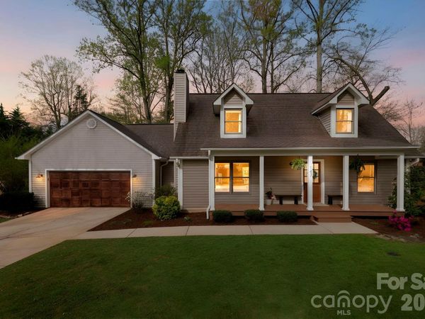 147 Higgins Road, Fletcher, NC 28732