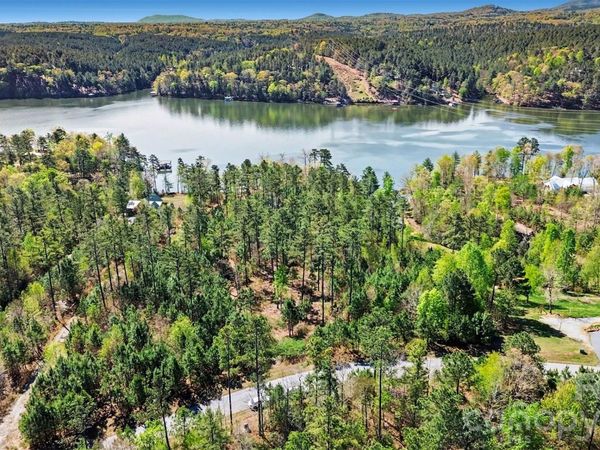 0000 Waters Edge Drive , Granite Falls, NC 28630