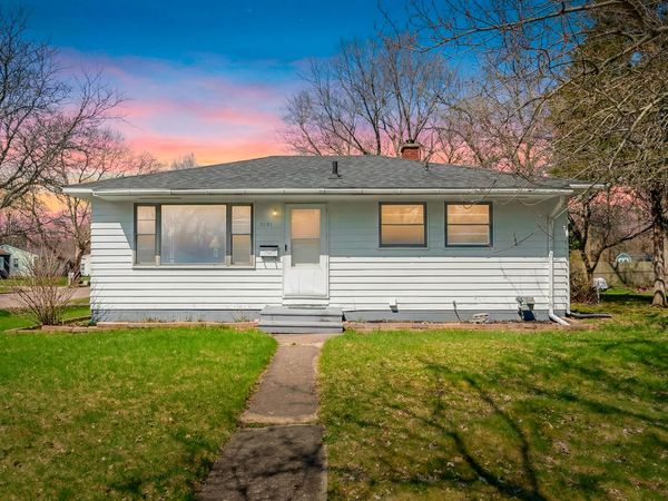 3081 Brookmont Drive, Kalamazoo, MI 49004