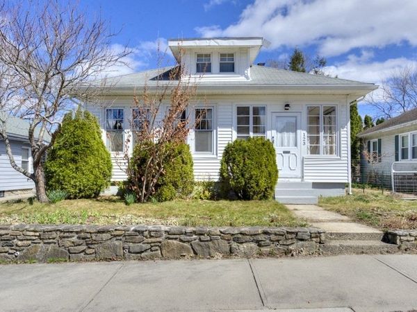 123 Dana Ave, Worcester, MA 01604