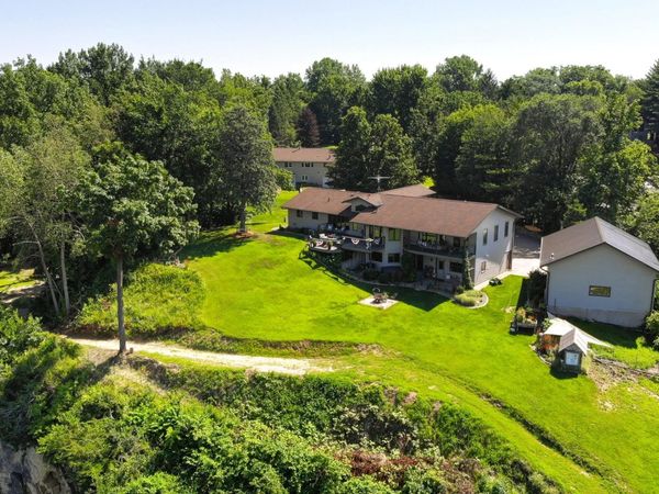 961 Whispering Lane, Hazel Green, WI 53811