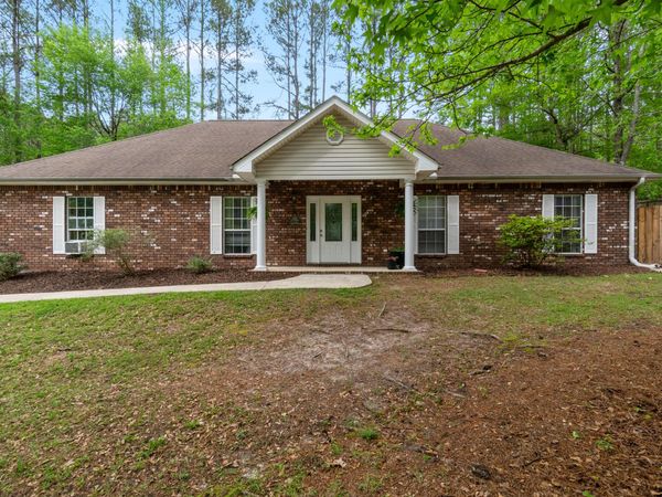 6 Plumer Cir., Purvis, MS 39475