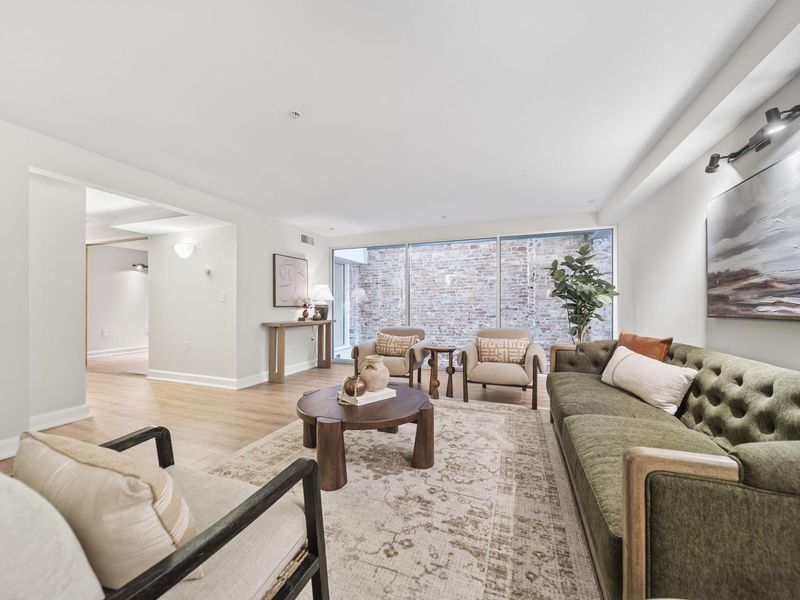 106 N High Street , Unit 105, Columbus, OH 43215 Photo 4