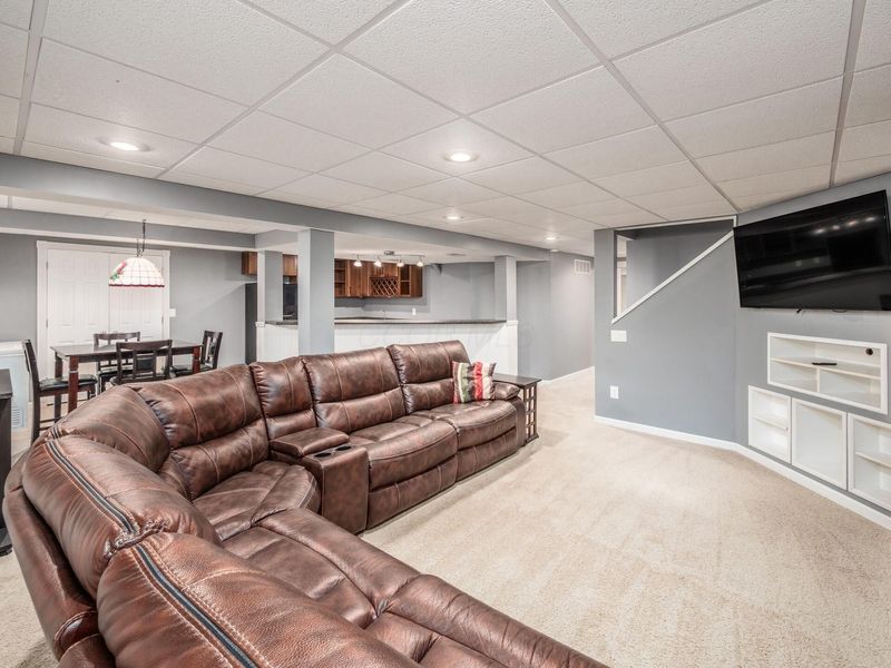 8572 Fernbrook Drive, Lewis Center, OH 43035 Photo 35