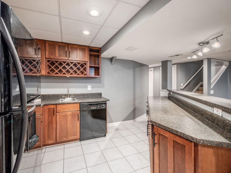 8572 Fernbrook Drive, Lewis Center, OH 43035 Photo 40