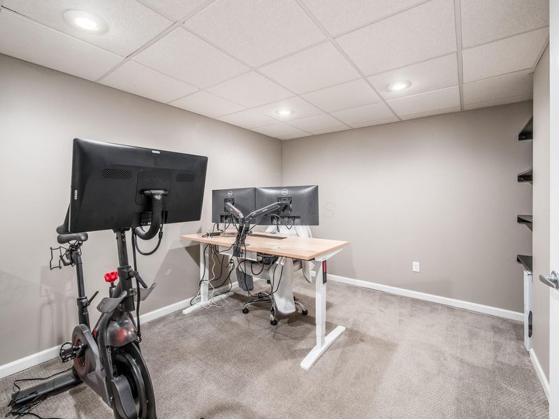 8572 Fernbrook Drive, Lewis Center, OH 43035 Photo 45