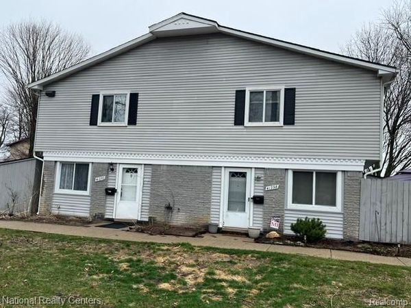 41292 N Woodbury Green Drive, Van Buren Twp, MI 48111