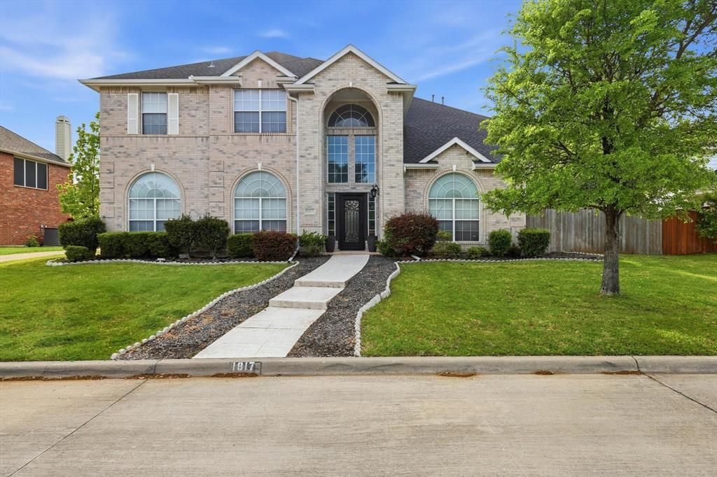 1817 Lake Forest Boulevard, Flower Mound, TX 75028 Main Photo