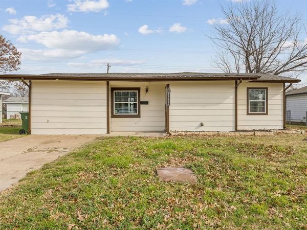 2822 Fir Park, Richland Hills, TX 76118