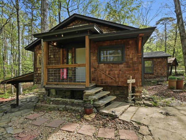 99 Roxie Ln. , Greers Ferry, AR 72067