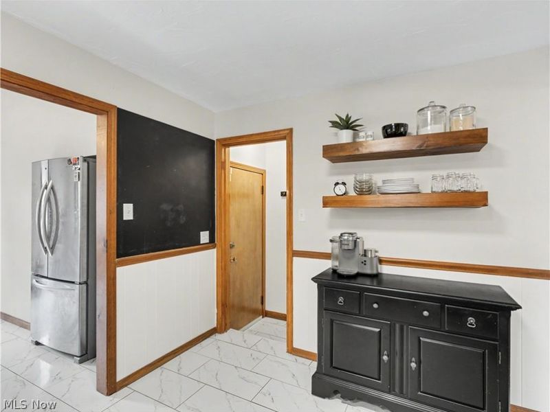 241 Lownsdale Avenue, Akron, OH 44313 Photo 10