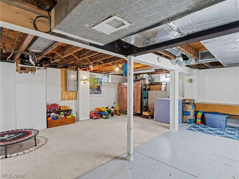 241 Lownsdale Avenue, Akron, OH 44313 Photo 24