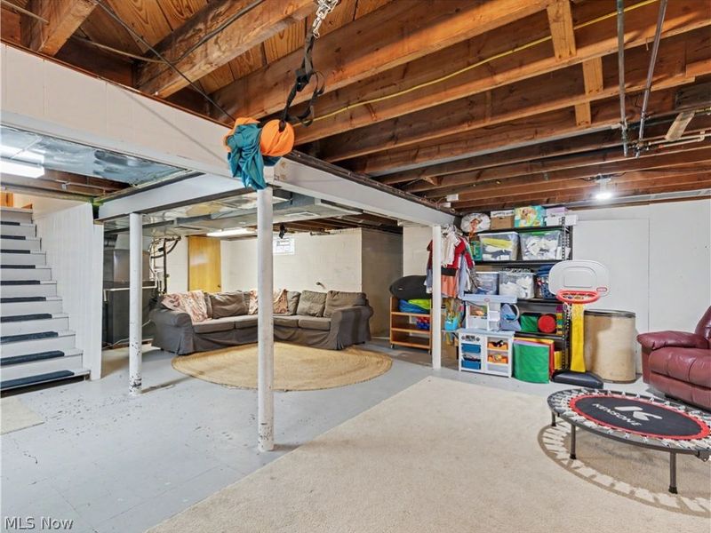 241 Lownsdale Avenue, Akron, OH 44313 Photo 25