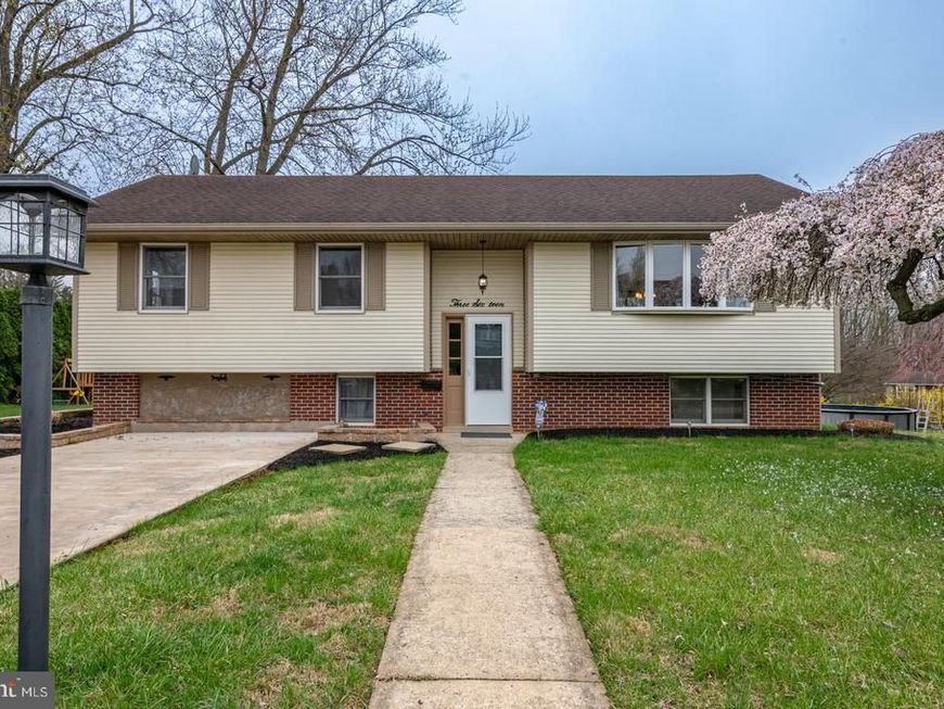 316 Morrison Road, Reading, PA 19601 Main Photo