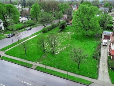 2868 Main Street , Buffalo, NY 14214