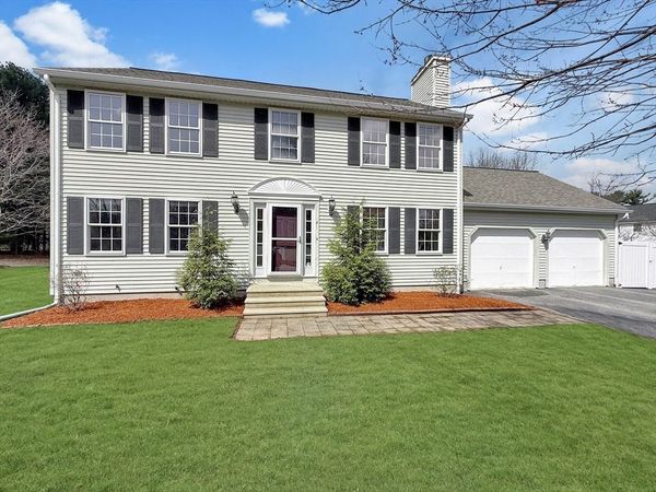 4 Old Cart Rd, Shrewsbury, MA 01545
