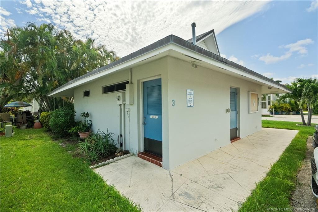 2005 Nettles Boulevard, Jensen Beach, FL 34957 Photo