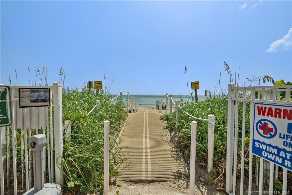 2005 Nettles Boulevard, Jensen Beach, FL 34957 Photo