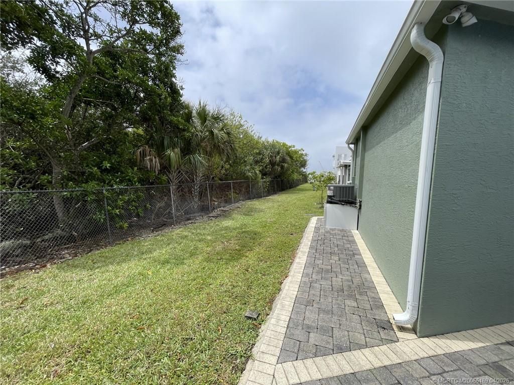 2005 Nettles Boulevard, Jensen Beach, FL 34957 Photo