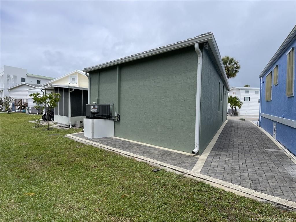 2005 Nettles Boulevard, Jensen Beach, FL 34957 Photo