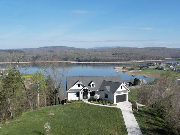 3385 Russell Brothers Rd, Sharps Chapel, TN 37866