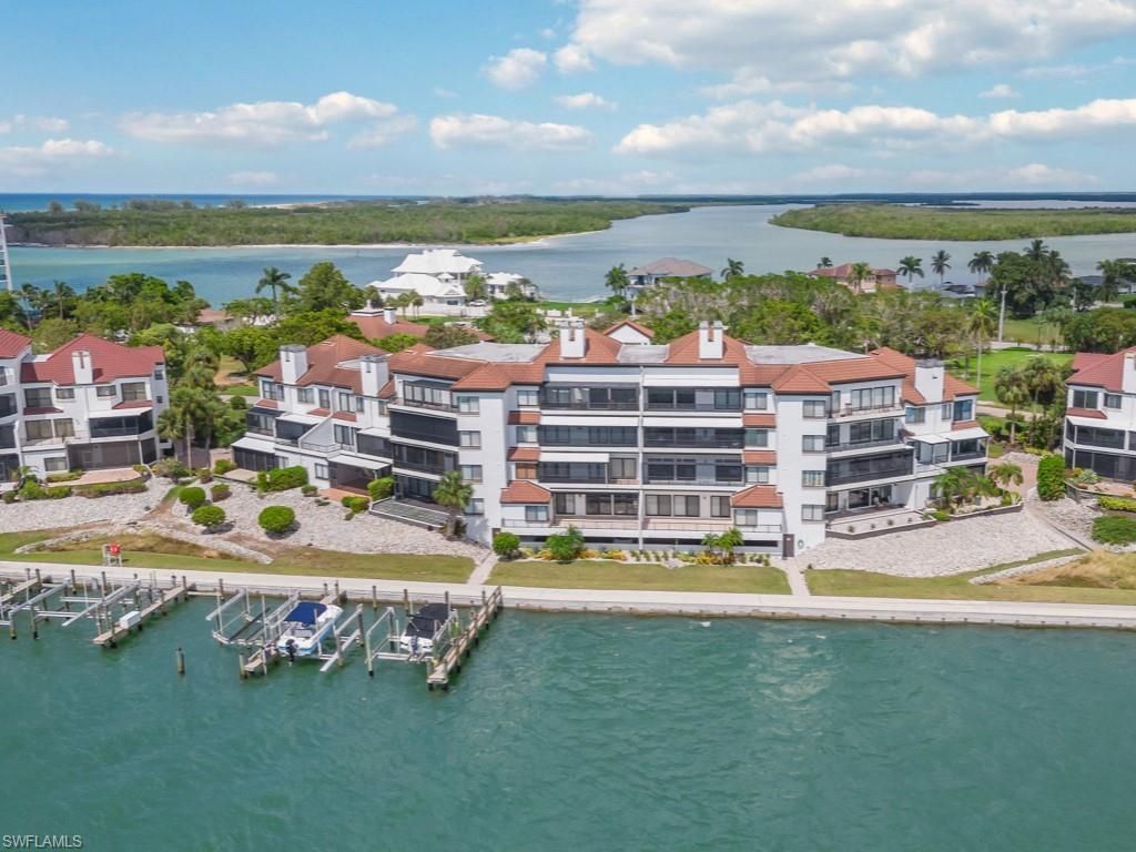 232 La Peninsula Blvd , Unit 232, Naples, FL 34113 Photo