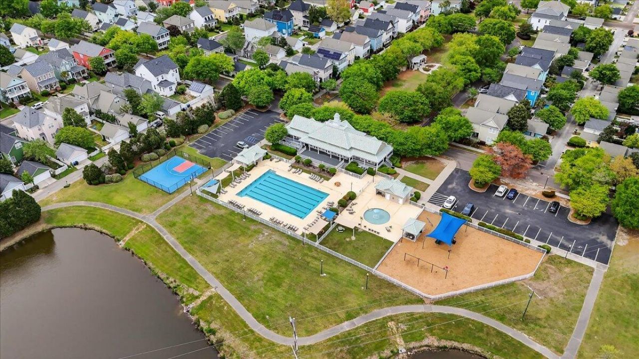 121 Hyacinth Street Photo 23