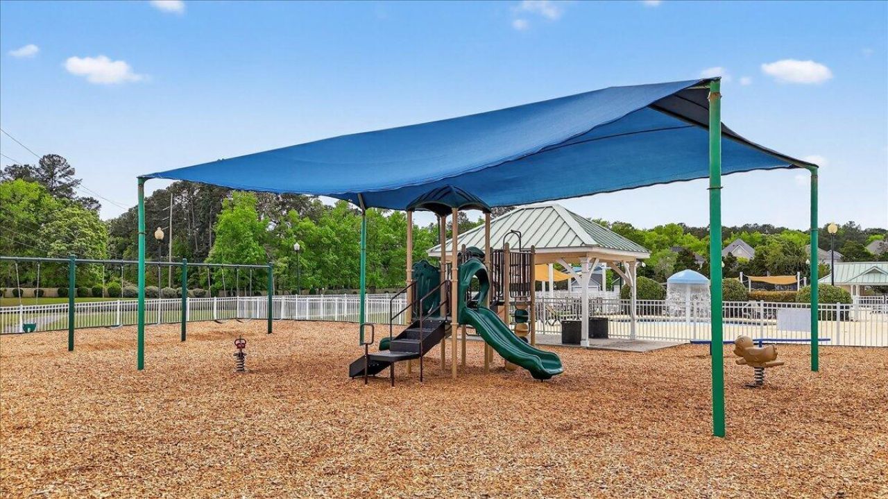 121 Hyacinth Street Photo 26