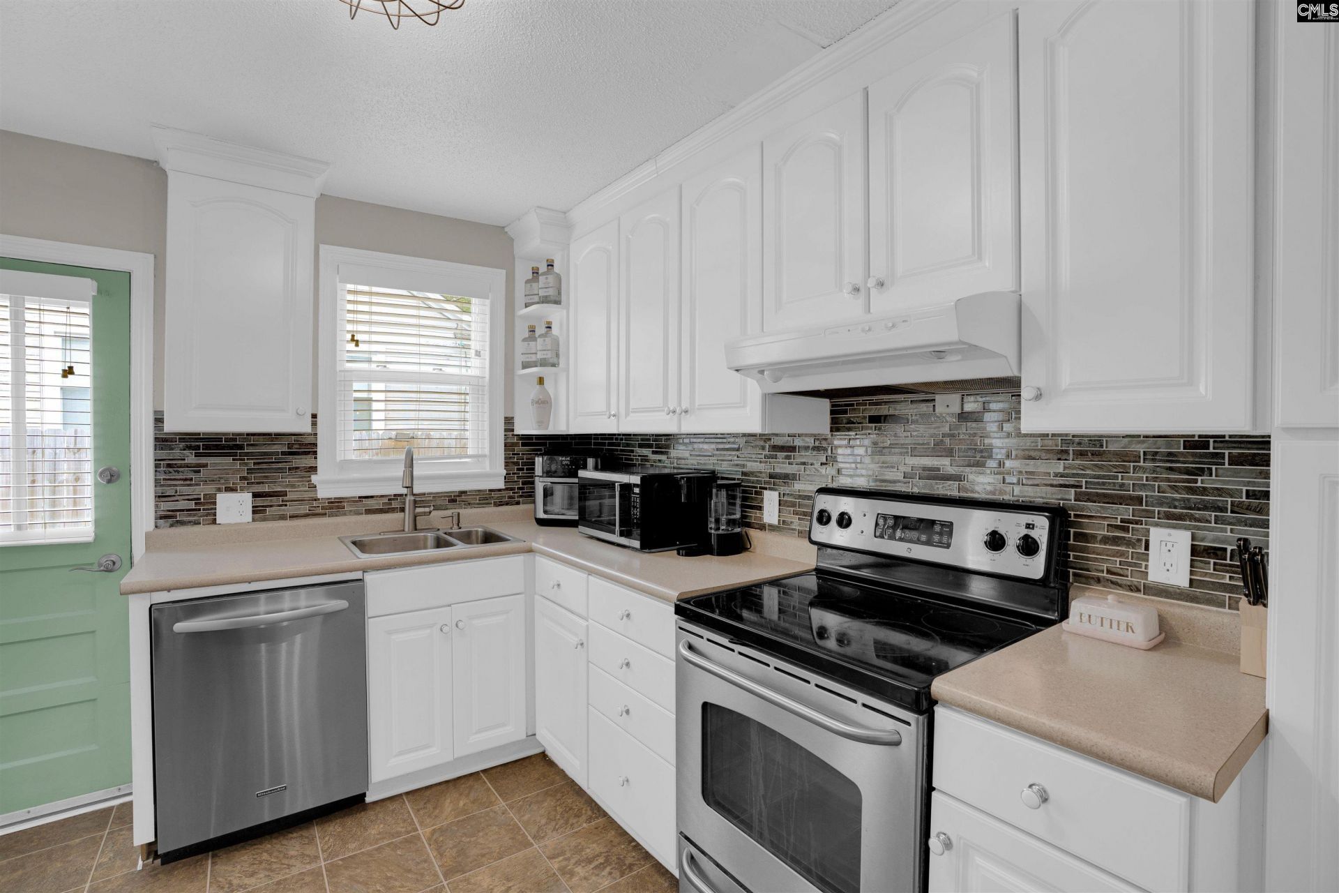 1622 Edgehill Road  Photo 10