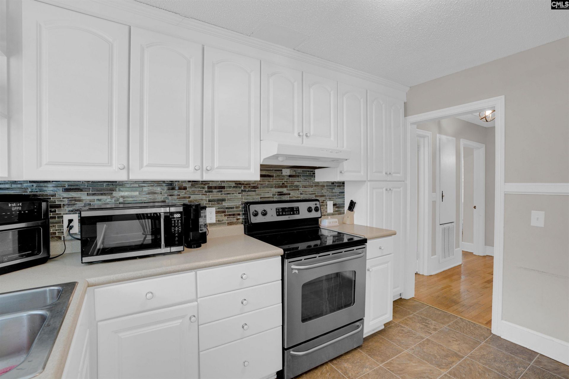 1622 Edgehill Road  Photo 11