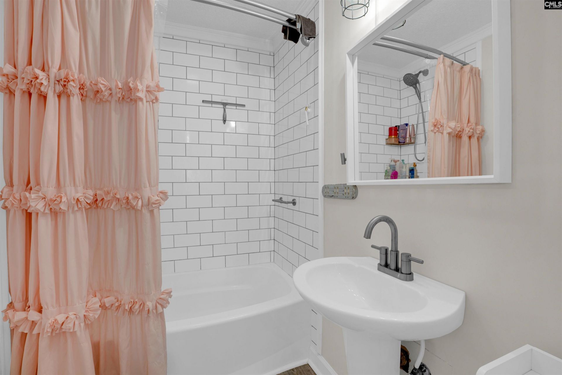 1622 Edgehill Road  Photo 15