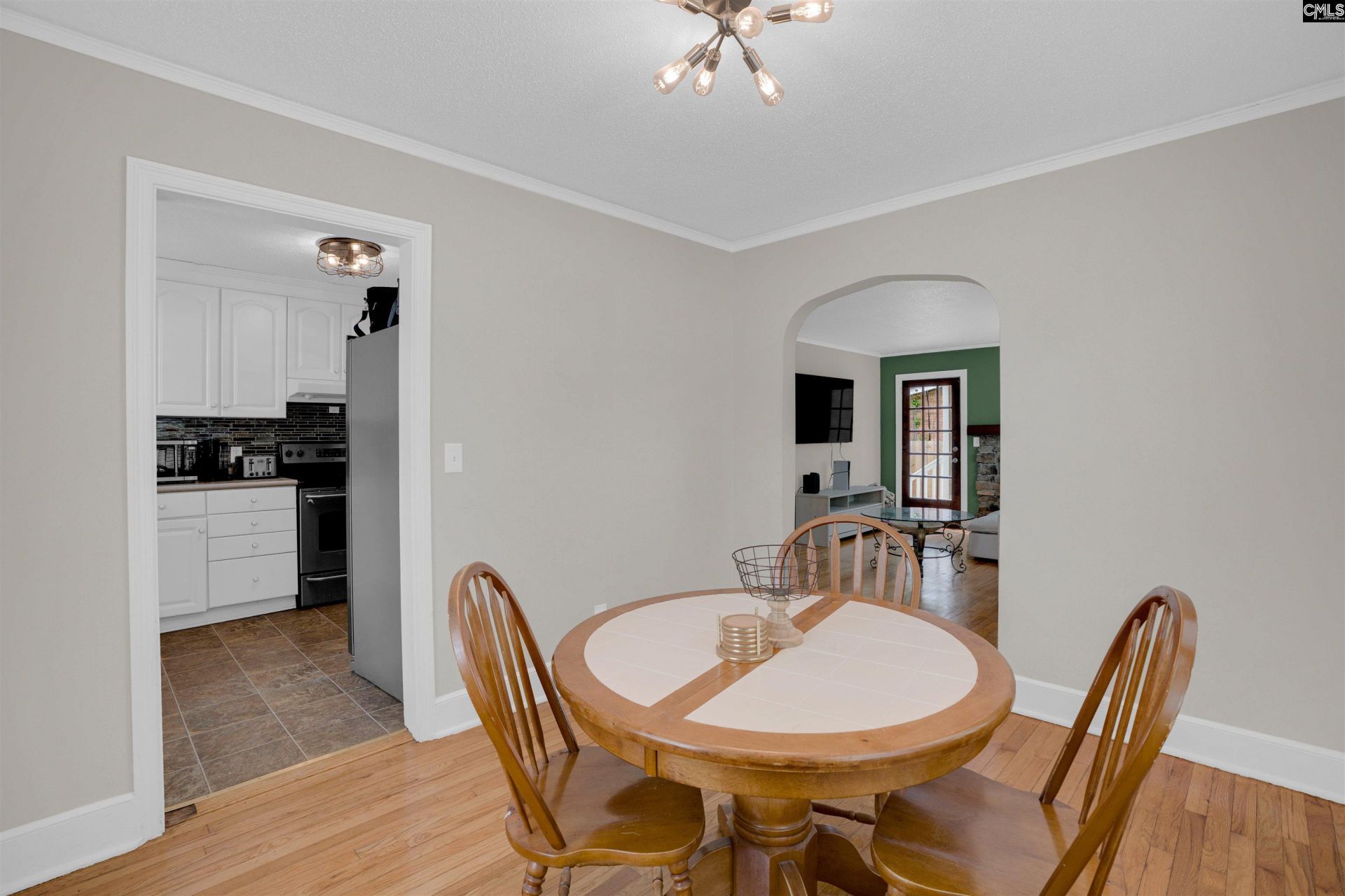 1622 Edgehill Road  Photo 7