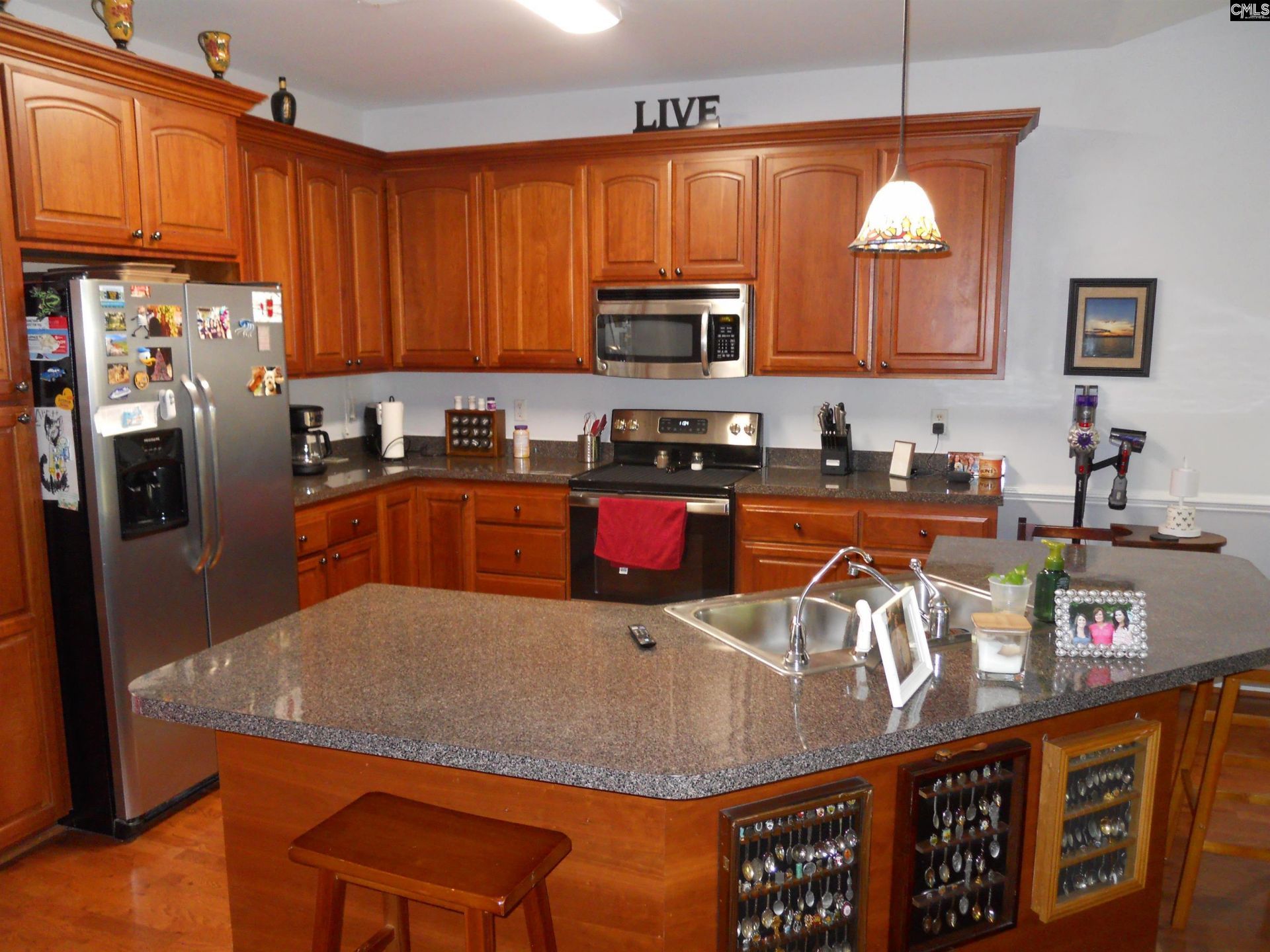 623 Harmon Street  Photo 5