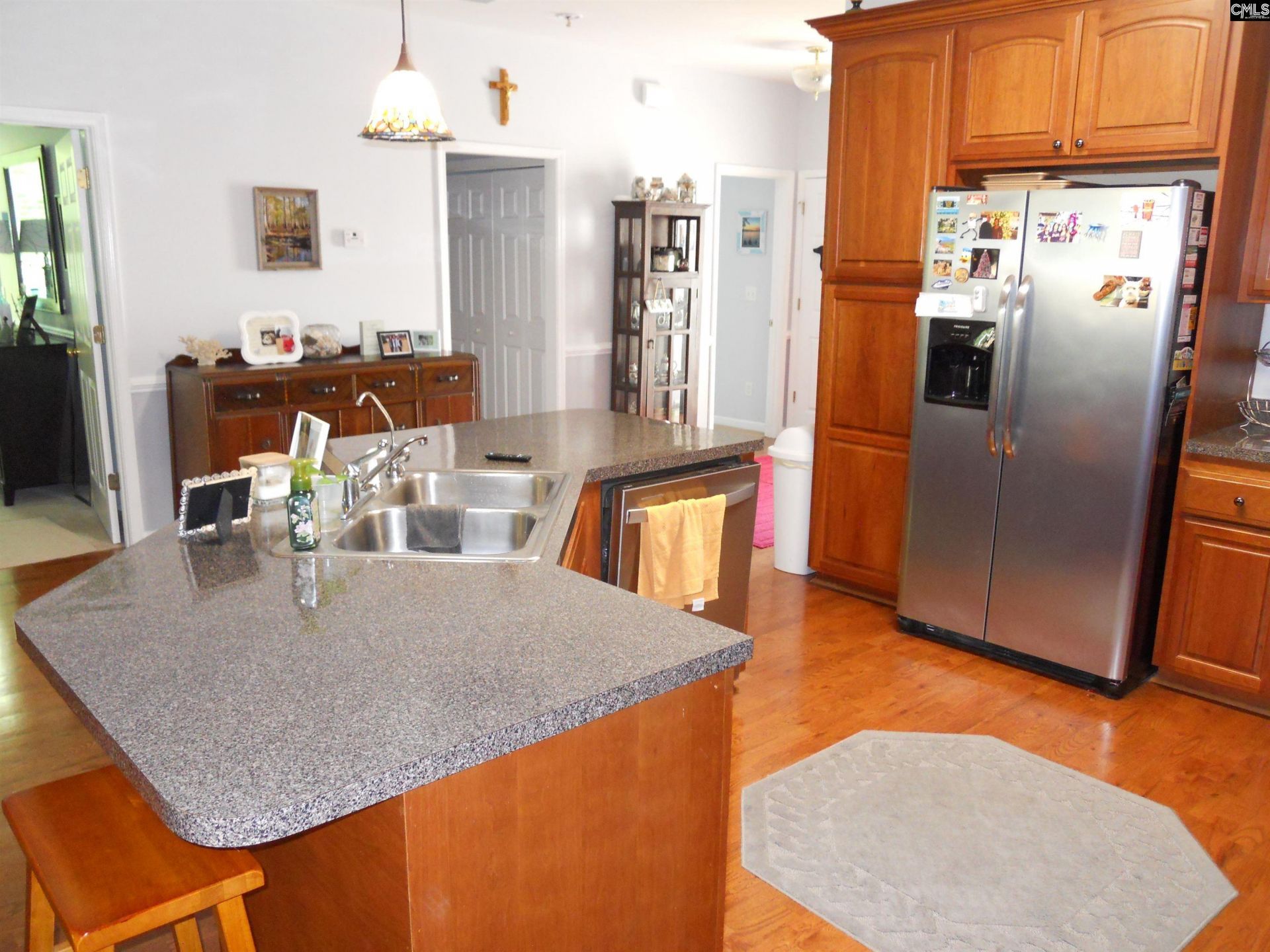 623 Harmon Street  Photo 9