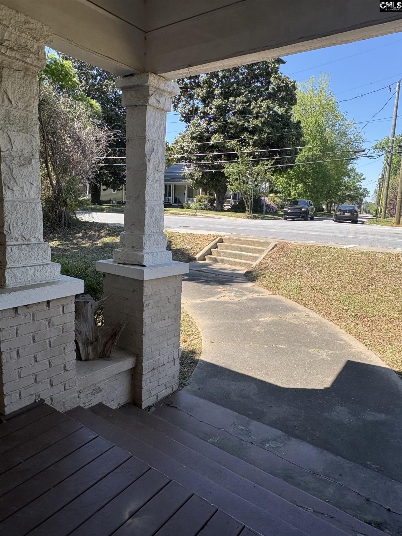 2400 Main Street  Photo 12