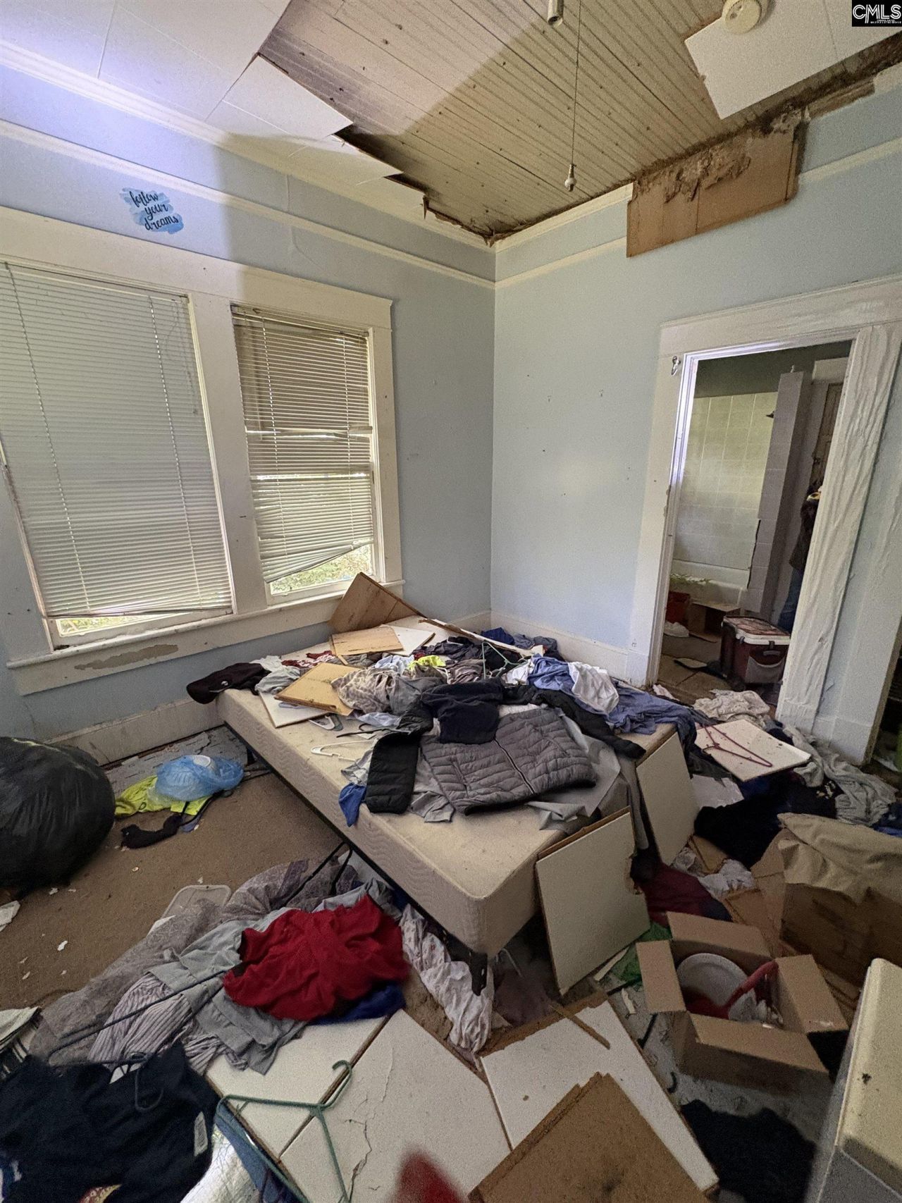 2400 Main Street  Photo 25