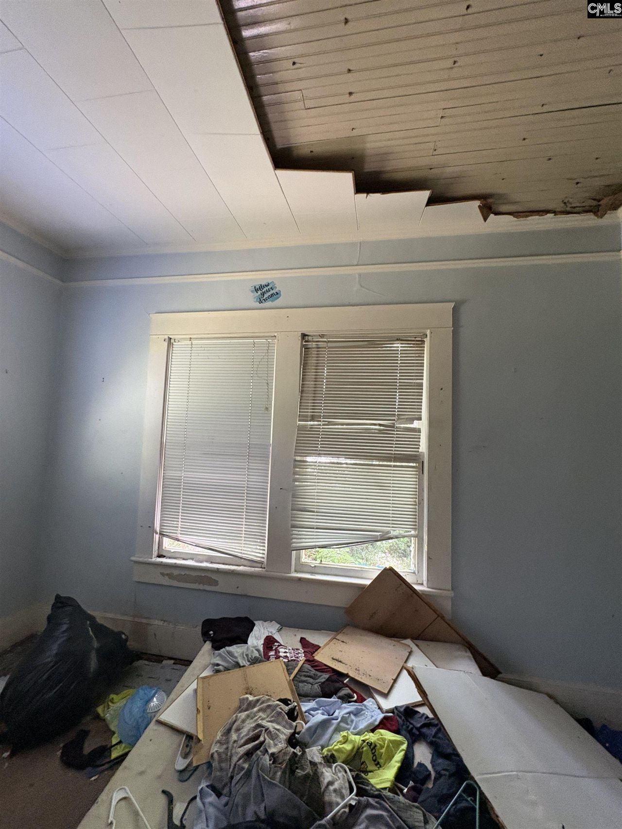 2400 Main Street  Photo 38