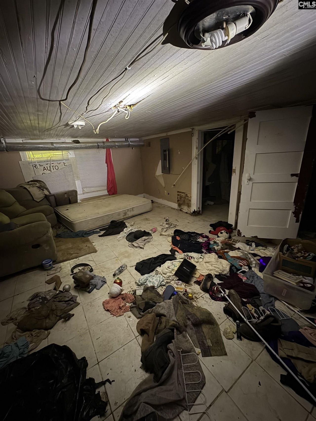 2400 Main Street  Photo 54