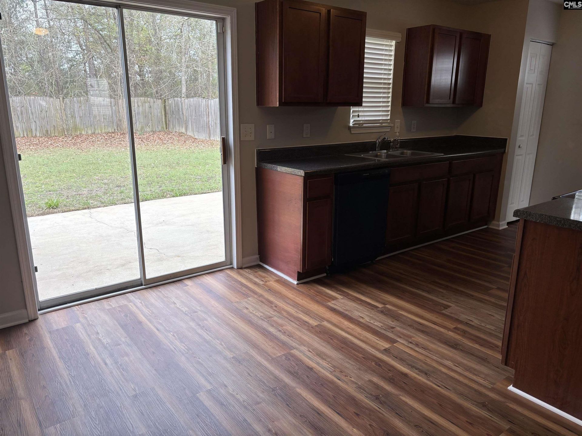 2129 Wilkinson Drive  Photo 10