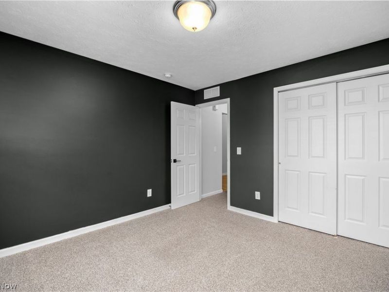 3822 Parkside Circle E, Lorain, OH 44053 Photo 10