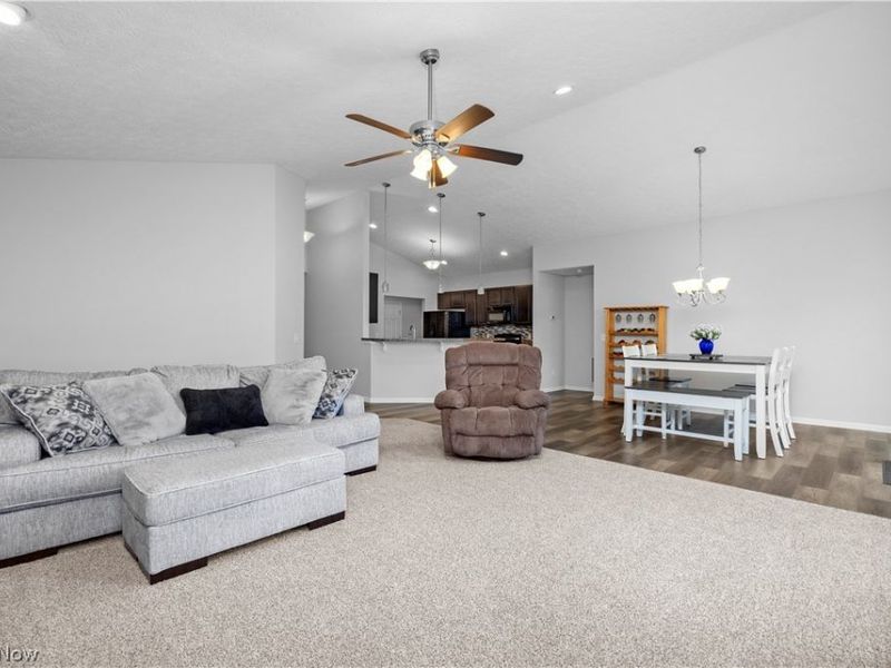 3822 Parkside Circle E, Lorain, OH 44053 Photo 13