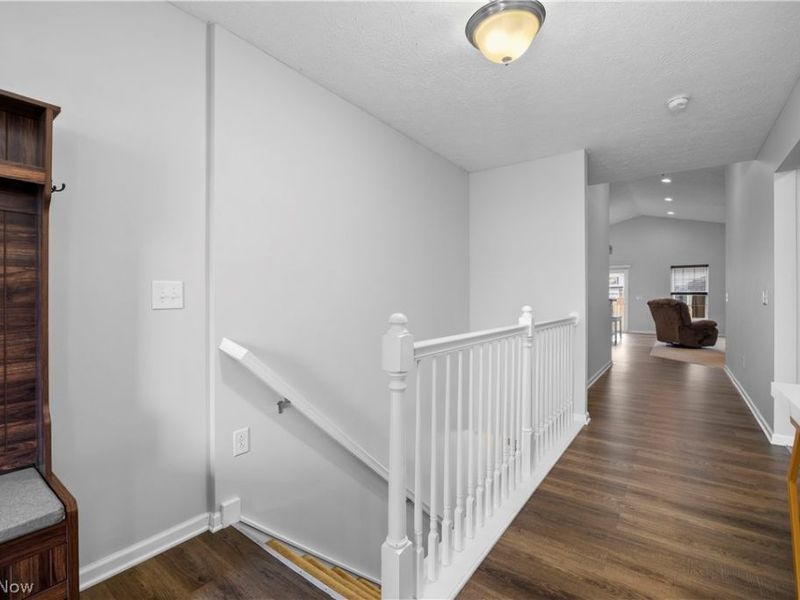 3822 Parkside Circle E, Lorain, OH 44053 Photo 2