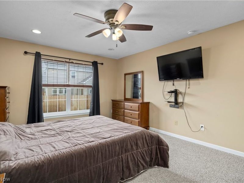 3822 Parkside Circle E, Lorain, OH 44053 Photo 28