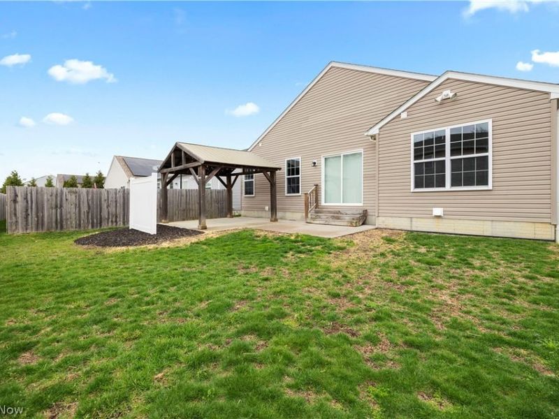 3822 Parkside Circle E, Lorain, OH 44053 Photo 37