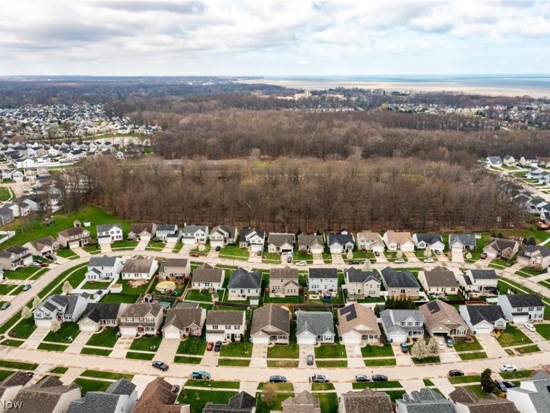 3822 Parkside Circle E, Lorain, OH 44053 Photo 45