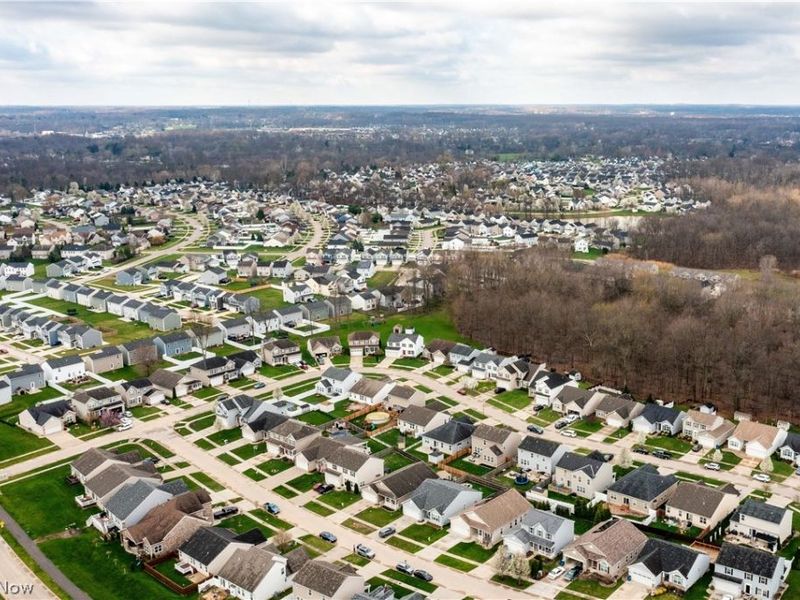 3822 Parkside Circle E, Lorain, OH 44053 Photo 47