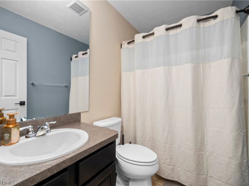 3822 Parkside Circle E, Lorain, OH 44053 Photo 7